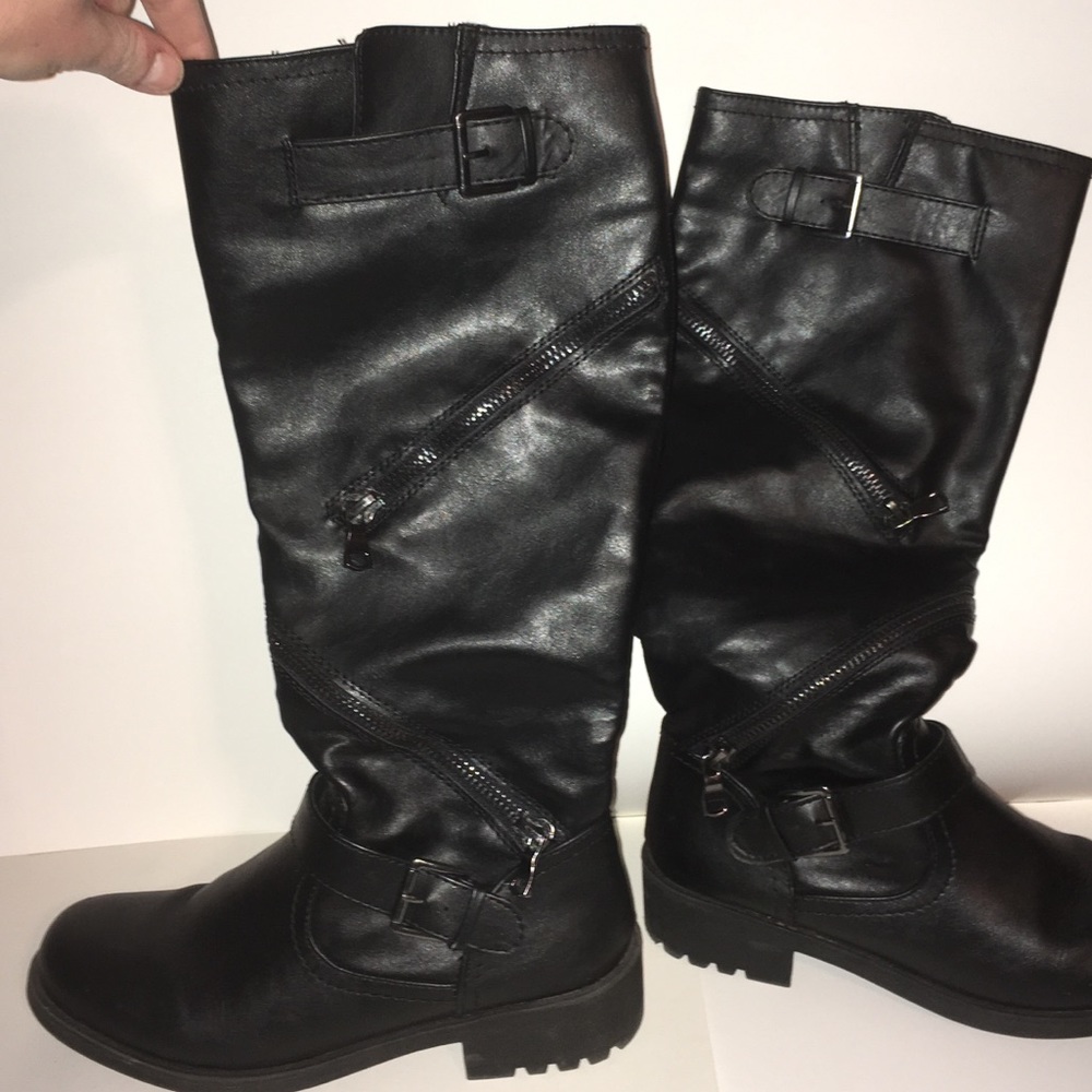 Zippered boots 9B